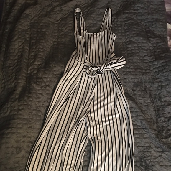 Black and White Striped Jumpsuit - Picture 2 of 3